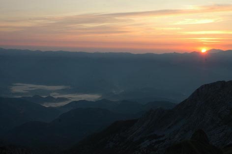 alba sulla pania della croce